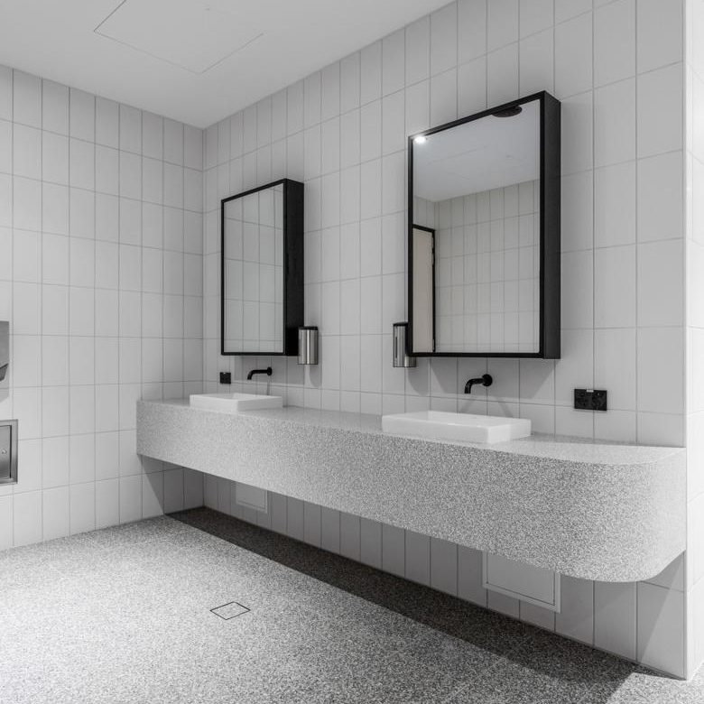 8568-0483n1 Plural Neutral 10 Active White Matt Porcelain Tile Project Image