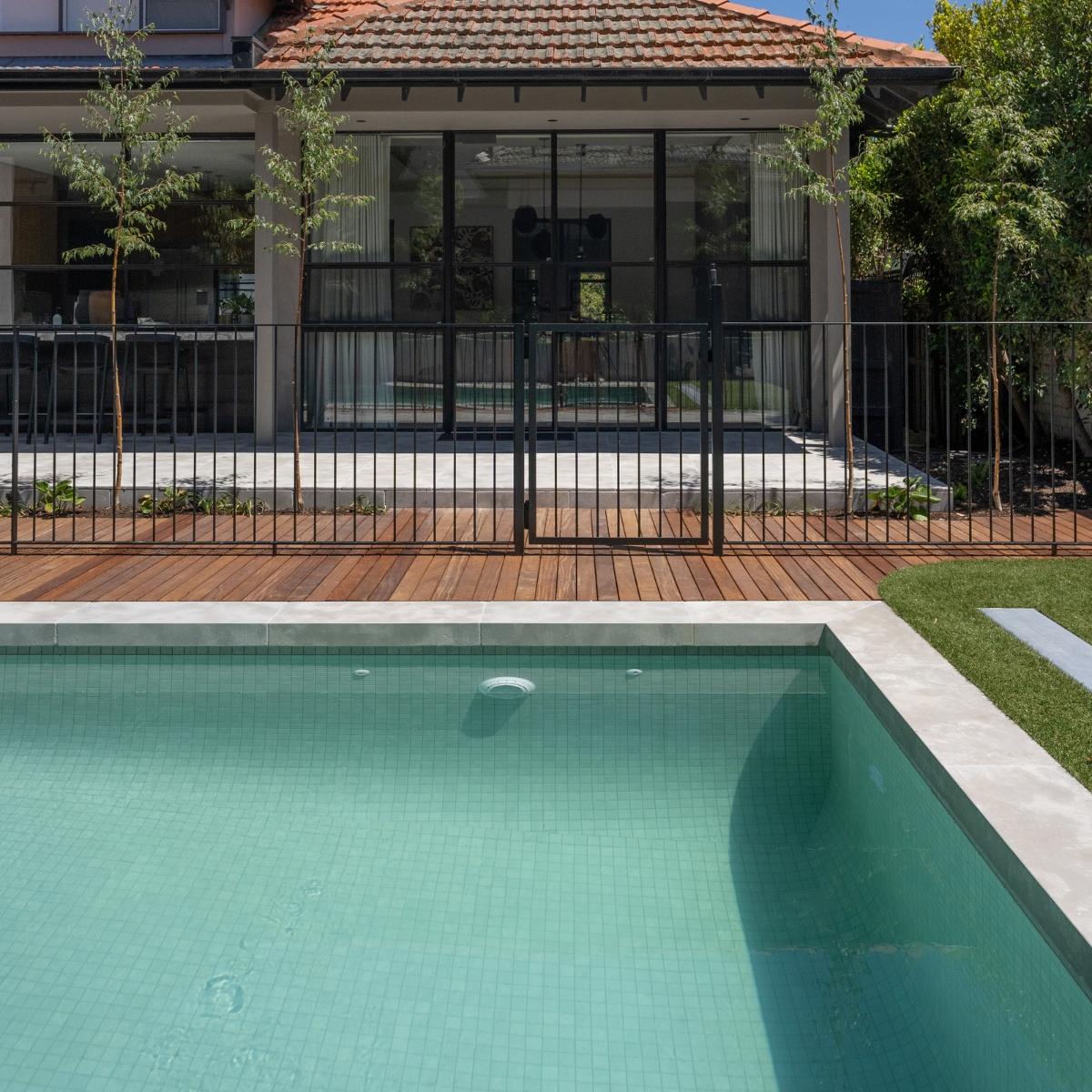 Ascona Peral mosaic pool tile Hawthorn East project (3)
