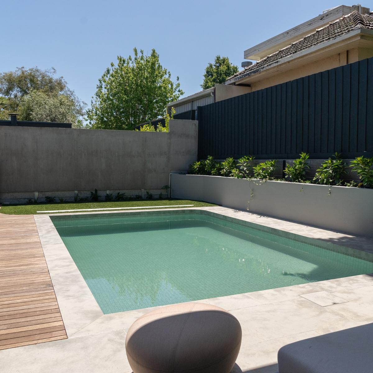 Ascona Peral mosaic pool tile Hawthorn East project (4)