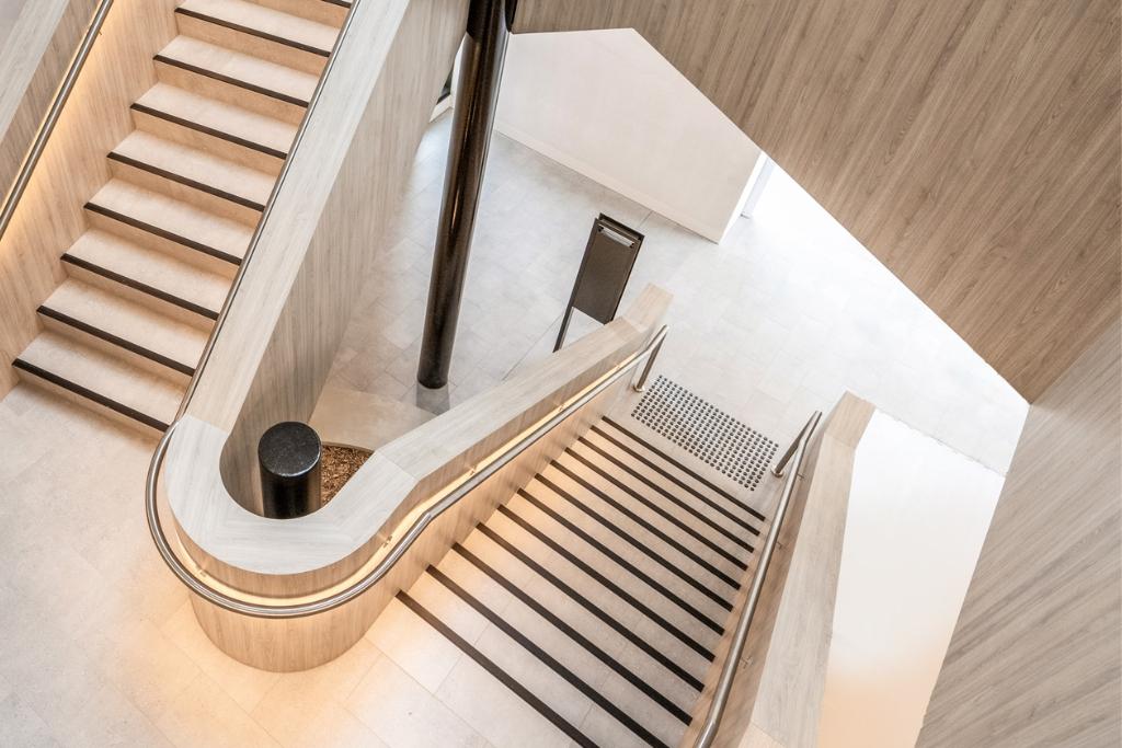 Feature Stair - Nova Mid Grey 600x300 Feature Staircase with Nova Mid Grey Tile