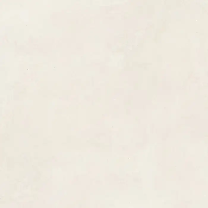 700