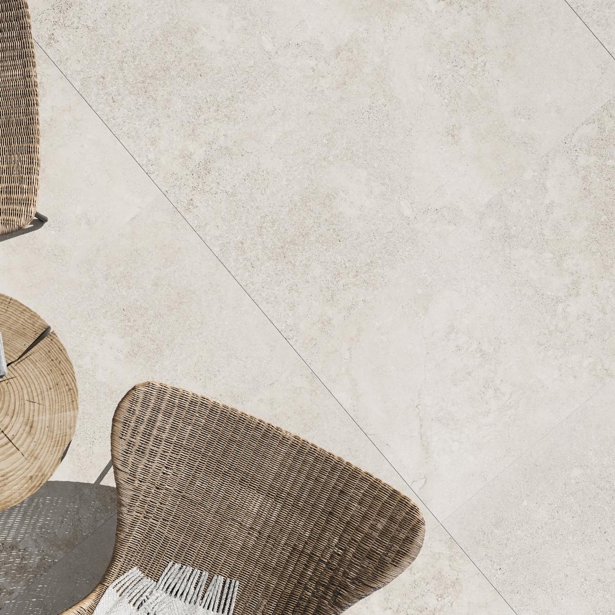 Klay Pool Surrounds (12)